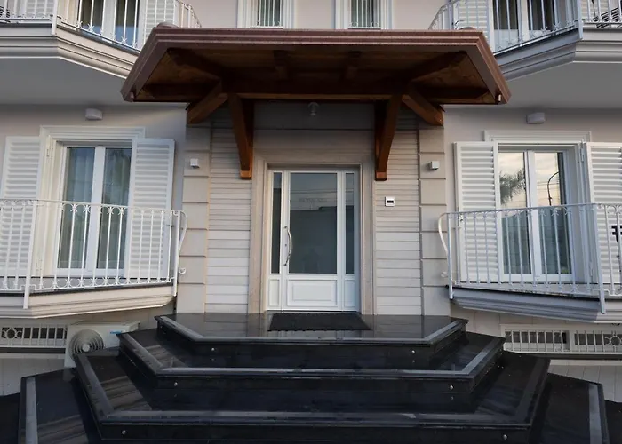 Rosy\'S House